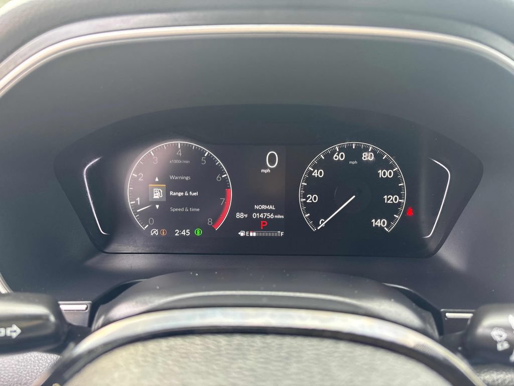 Used 2025 Honda Pilot Sport image 13