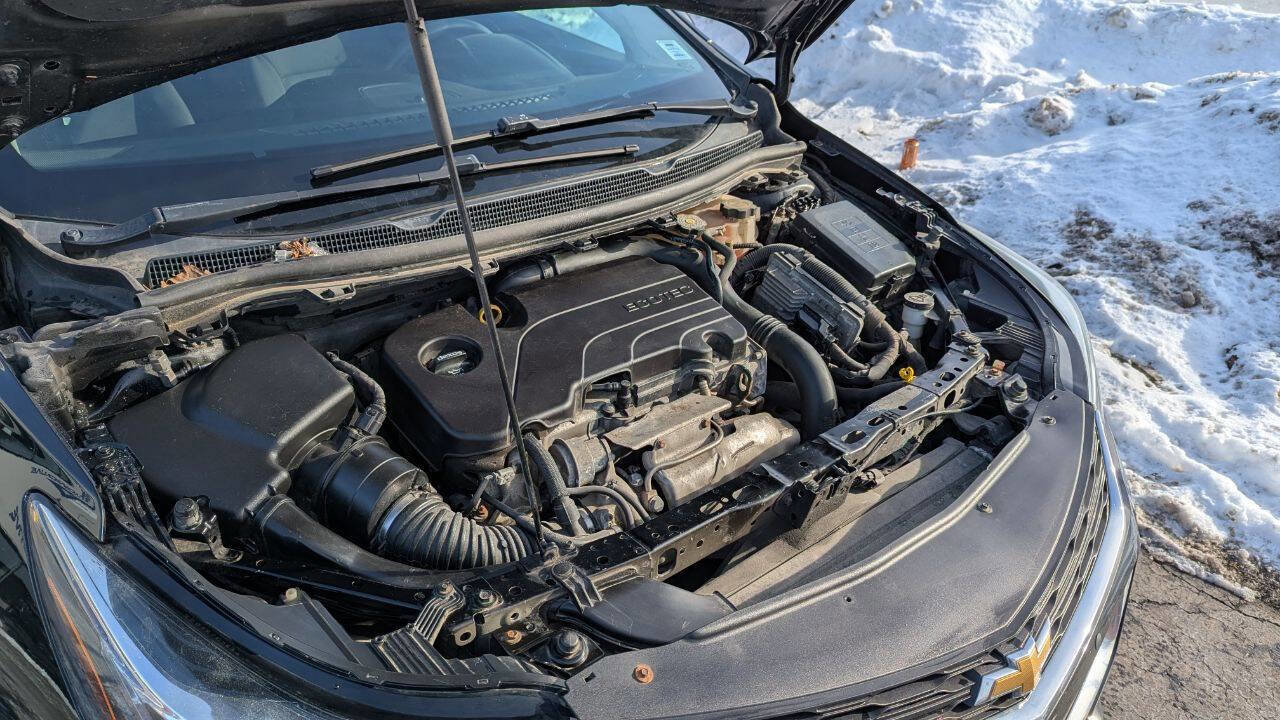 Used 2018 Chevrolet Cruze LT image 20