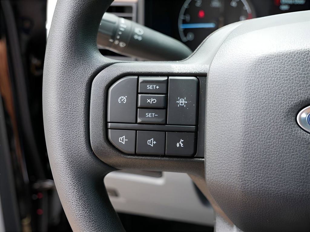 Used 2023 Ford F350 XL w/ Snow Plow Prep Package image 18