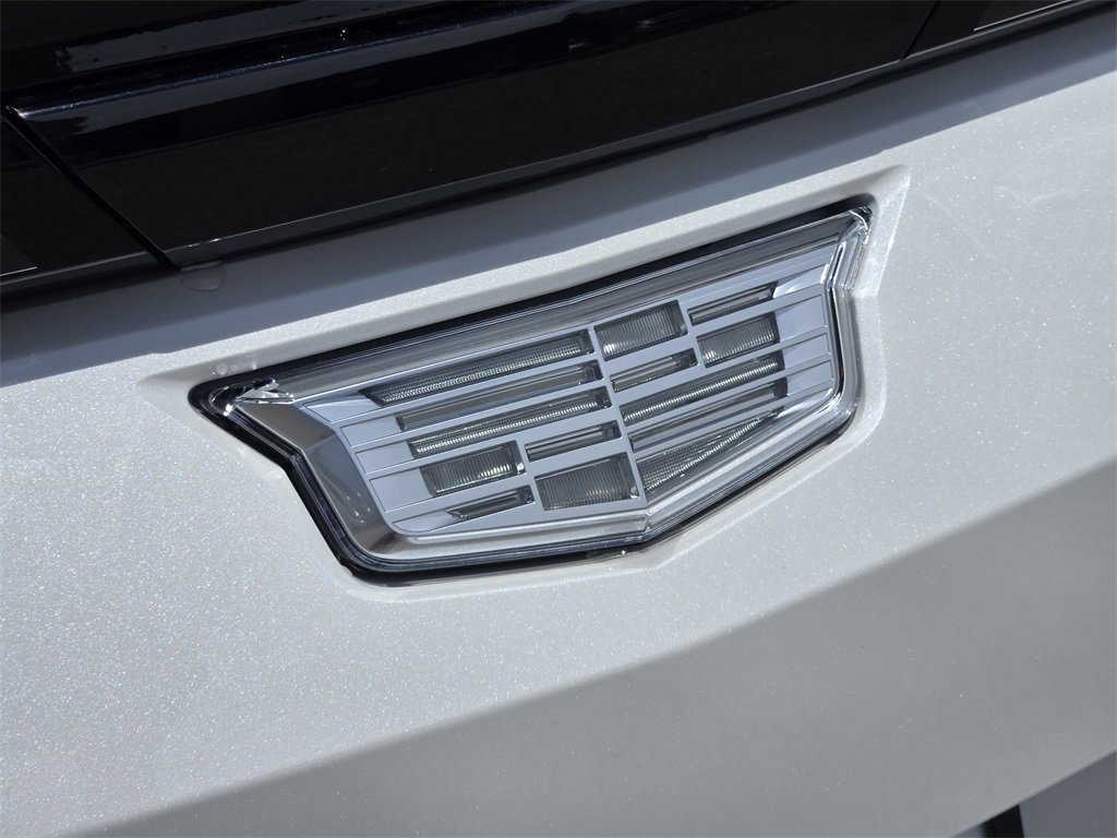 New 2025 Cadillac Lyriq Luxury image 11