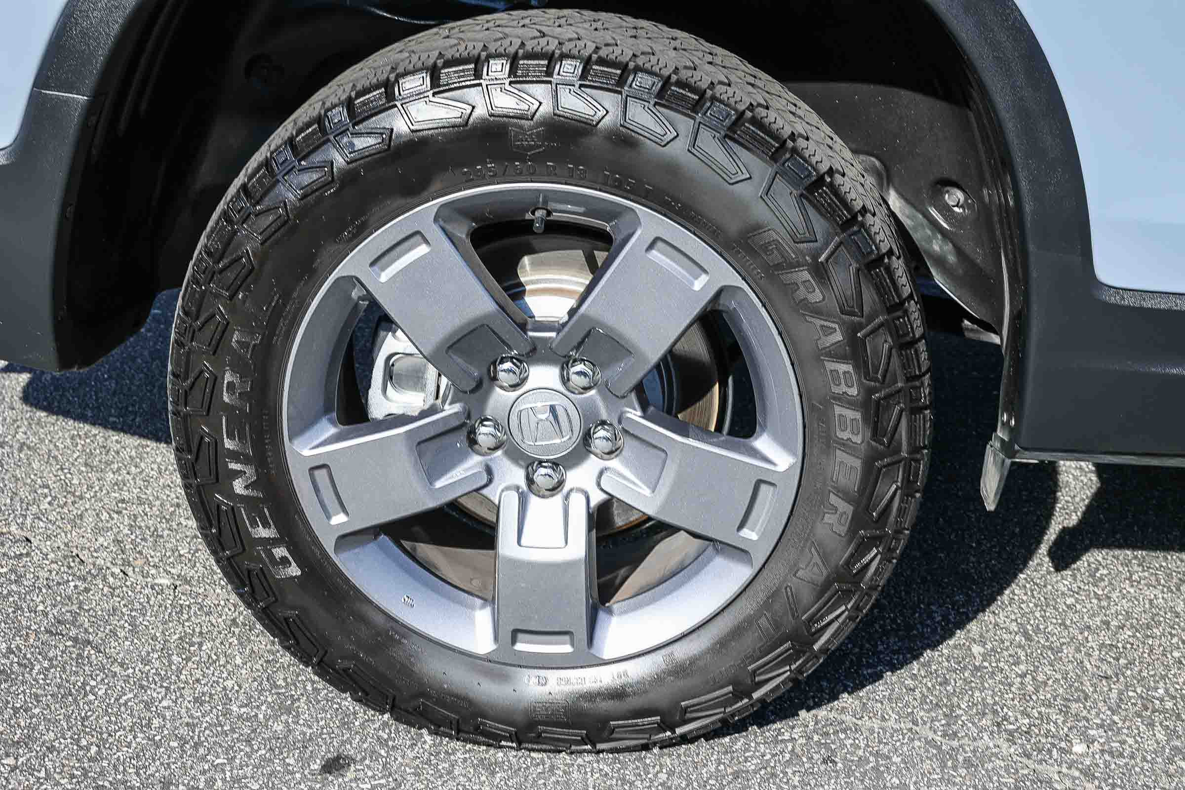 Certified 2025 Honda Ridgeline TrailSport image 12