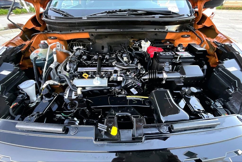 Used 2023 Nissan Kicks SR image 30