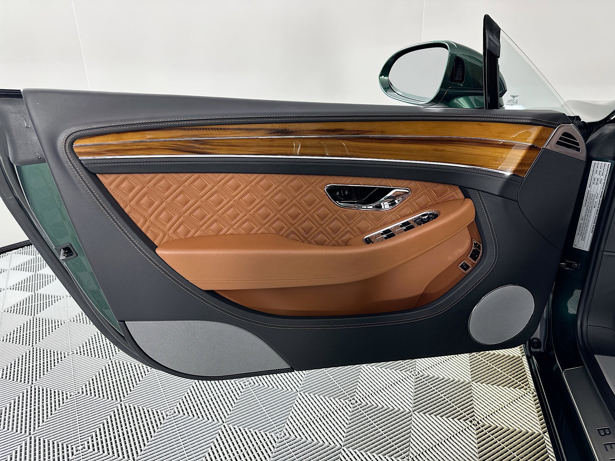 Certified 2021 Bentley Continental GT image 17