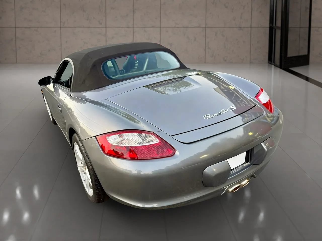 Used 2005 Porsche Boxster S RWD image 5