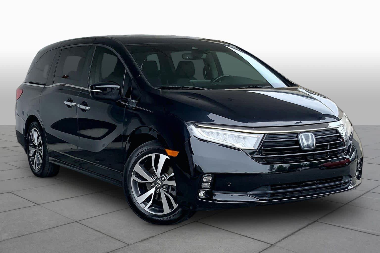 Used 2022 Honda Odyssey Touring image 3