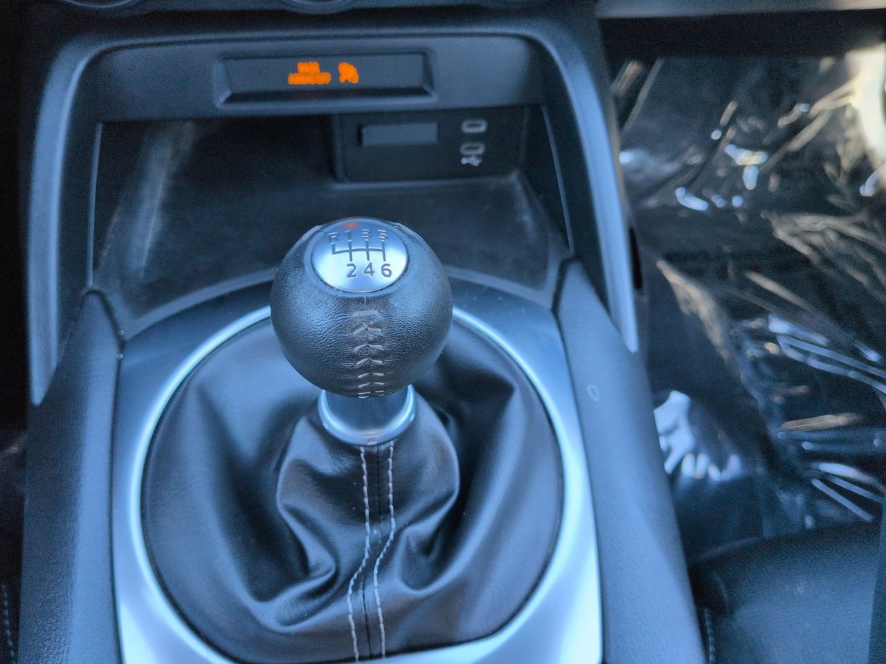Used 2026 MAZDA MX-5 Miata Sport w/ Interior Package RWD image 17