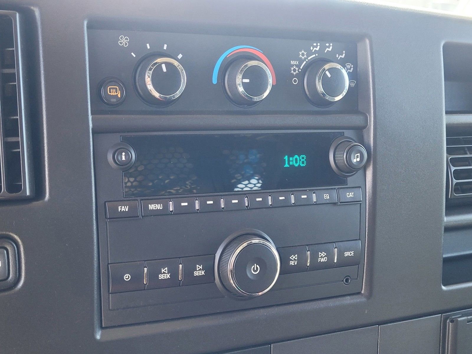 Used 2023 GMC Savana 2500 w/ Driver Convenience Package image 22