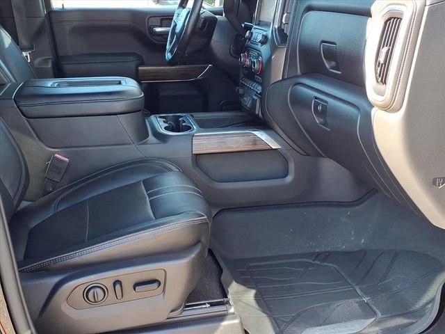 Used 2020 Chevrolet Silverado 1500 High Country w/ Technology Package image 19