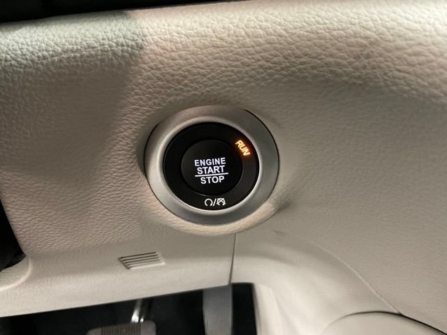 Used 2023 Chrysler Pacifica Limited w/ Uconnect Theater Family Group AWD/4WD image 35