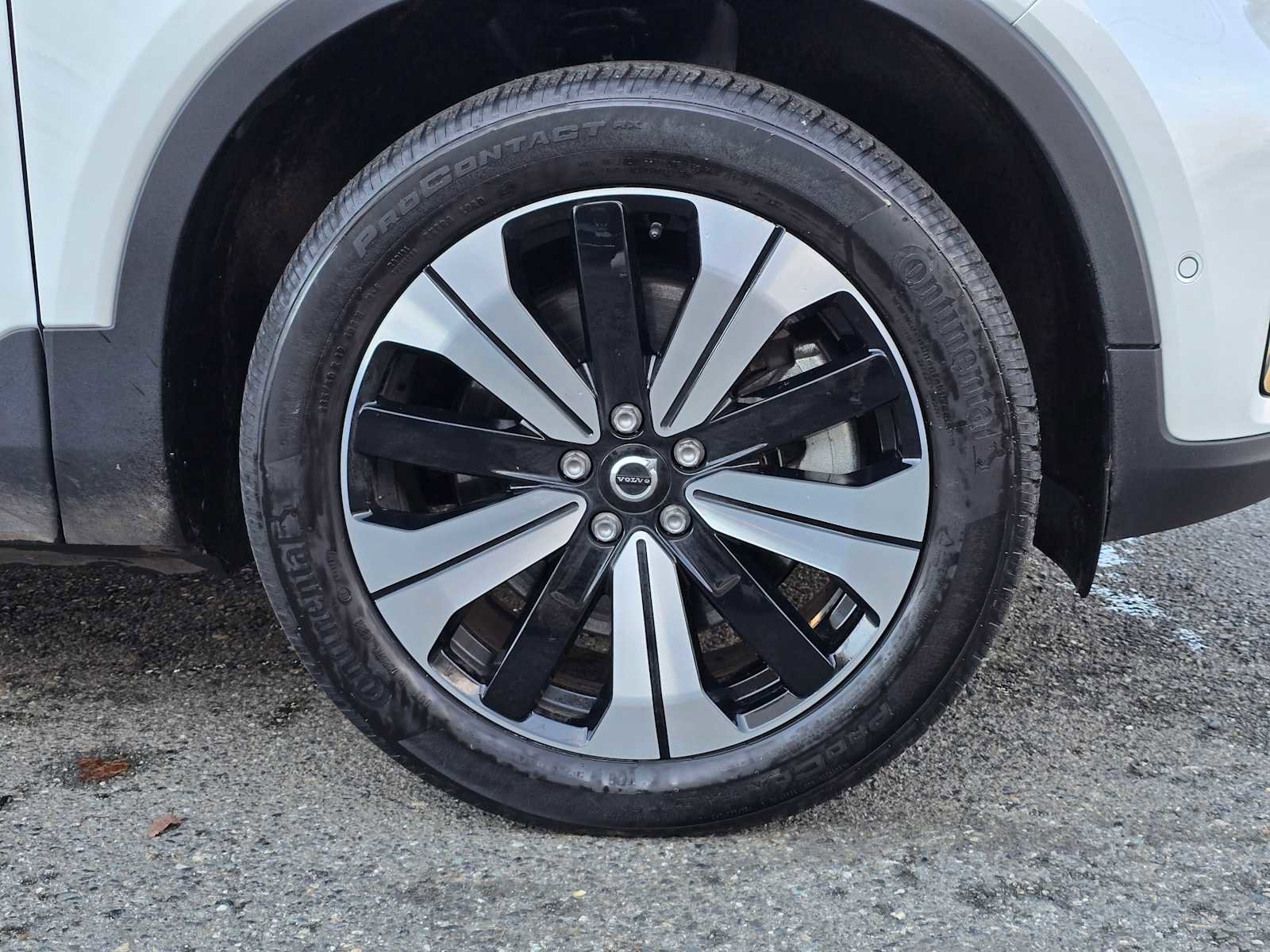 Certified 2023 Volvo C40 P8 Recharge Plus image 9