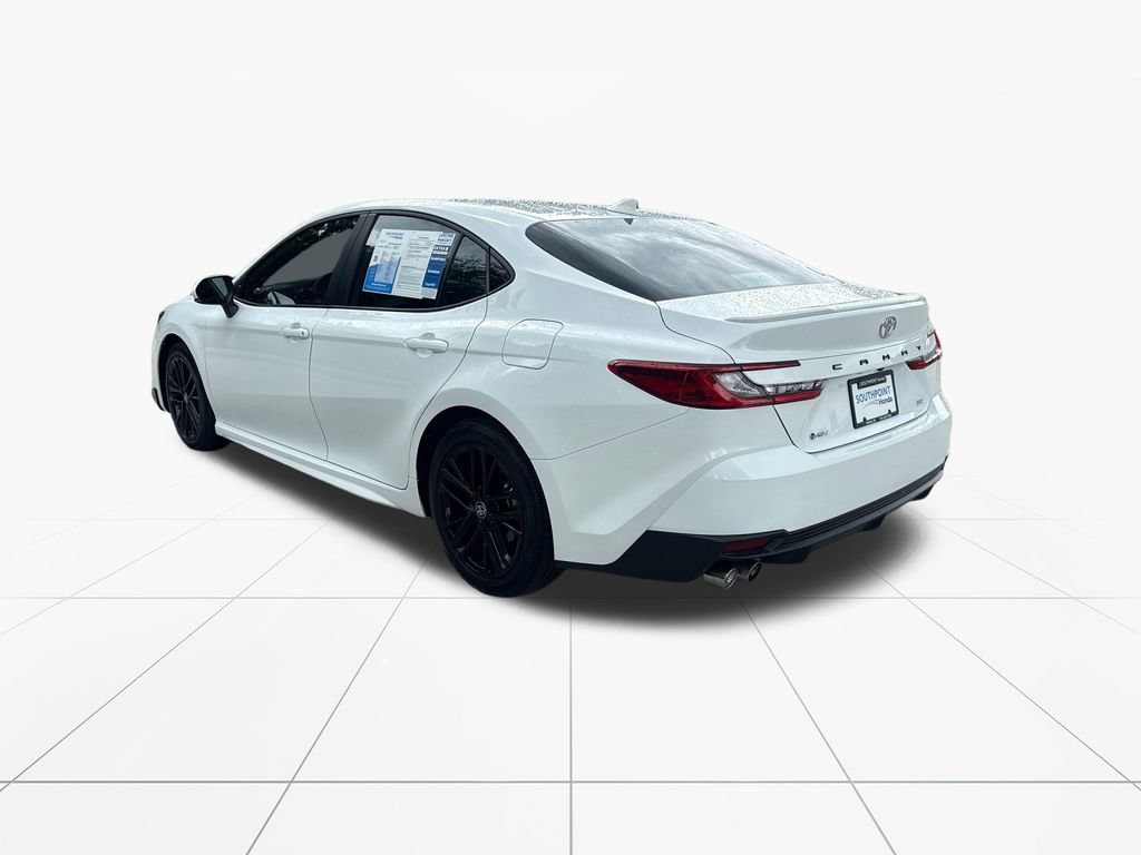 Used 2025 Toyota Camry SE w/ Convenience Package FWD image 6