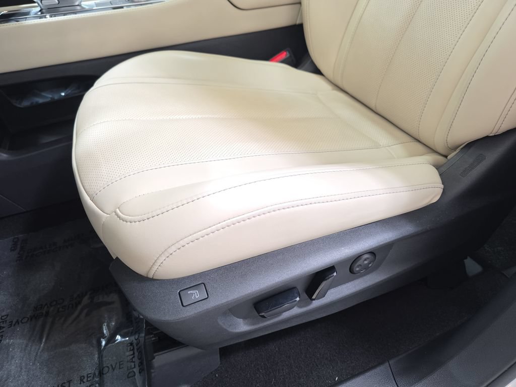 Certified 2023 INFINITI QX60 Sensory w/ Vision Package AWD/4WD image 26