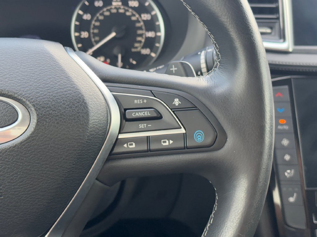 Used 2023 INFINITI QX50 Luxe FWD image 13