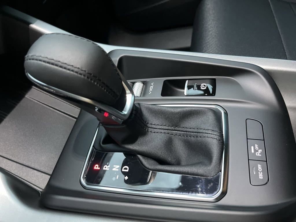 New 2024 Dodge Hornet GT w/ Tech Pack w/o Parking image 9