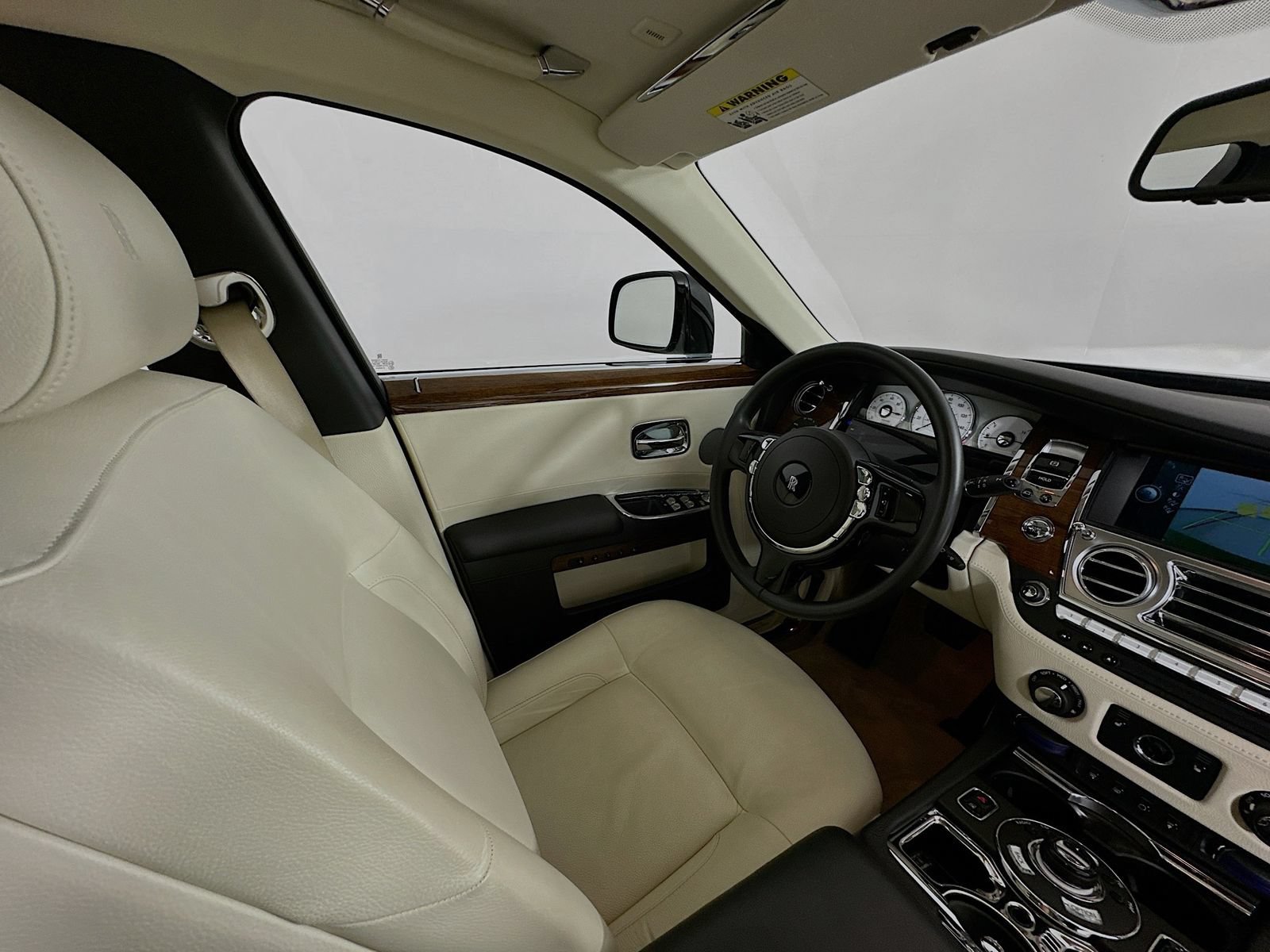 Used 2010 Rolls-Royce Ghost RWD image 68