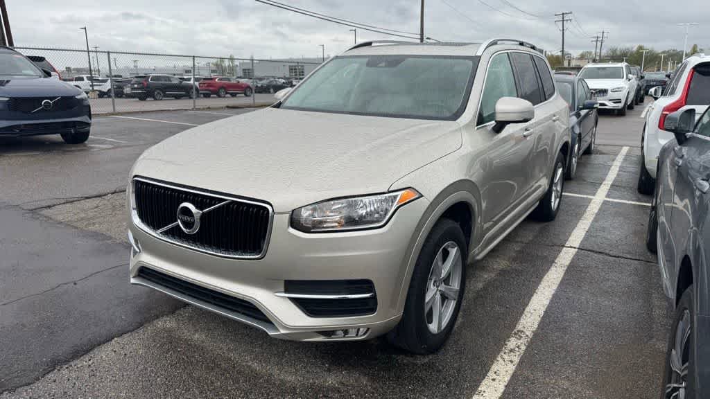 Used 2016 Volvo XC90 T5 Momentum AWD/4WD image 1