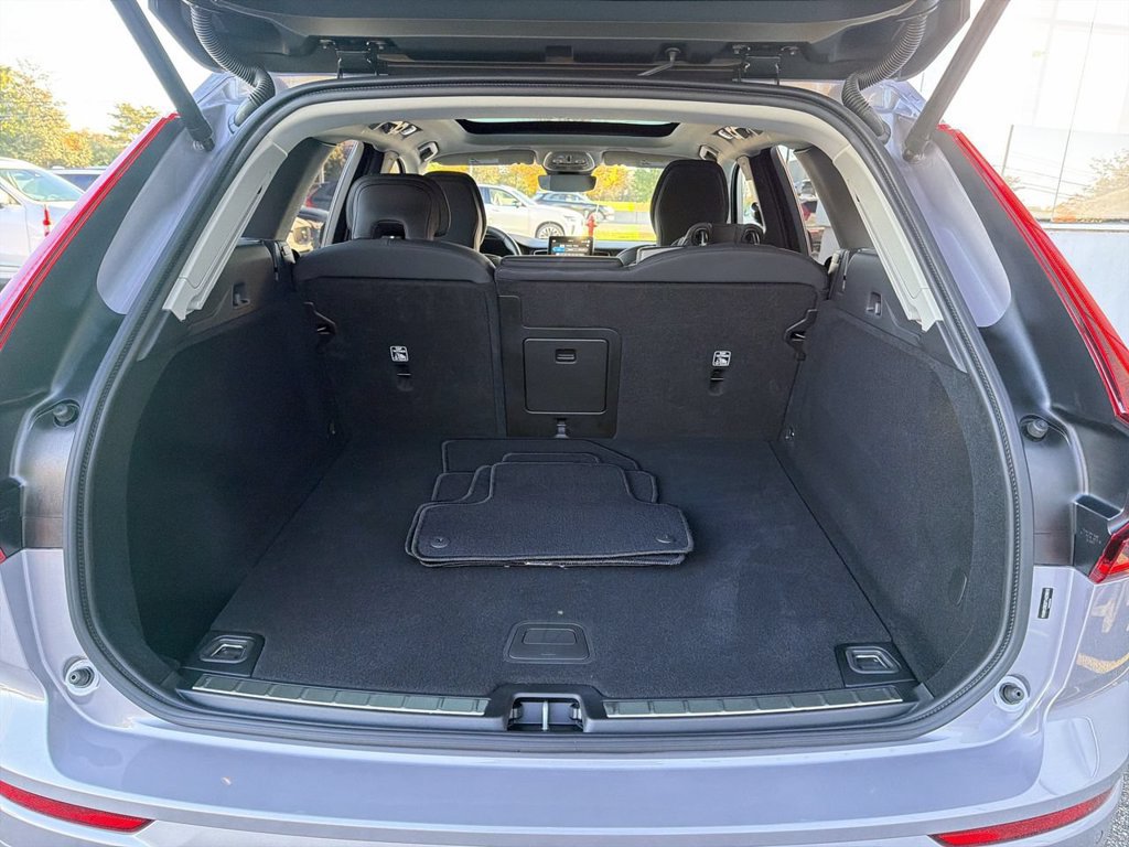 New 2026 Volvo XC60 B5 Plus w/ Climate Package AWD/4WD image 27