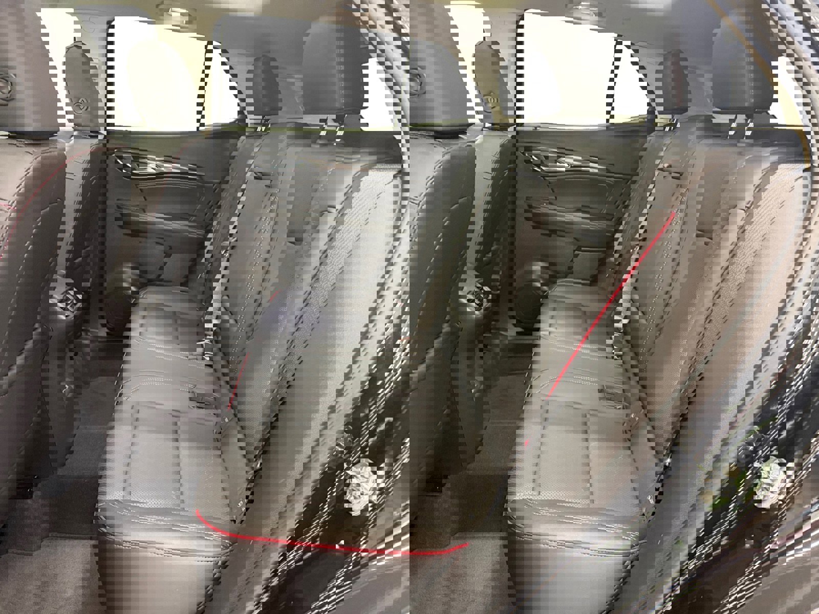 Used 2023 Buick Envision Essence w/ Technology Package I image 10