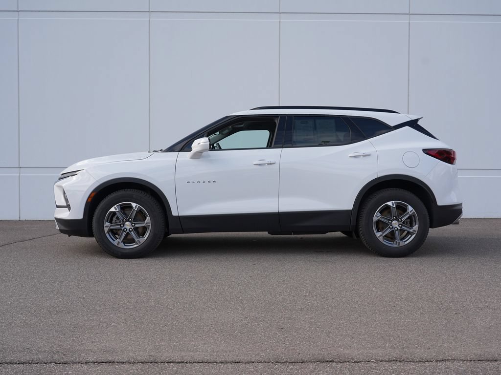 Used 2023 Chevrolet Blazer LT AWD/4WD image 6