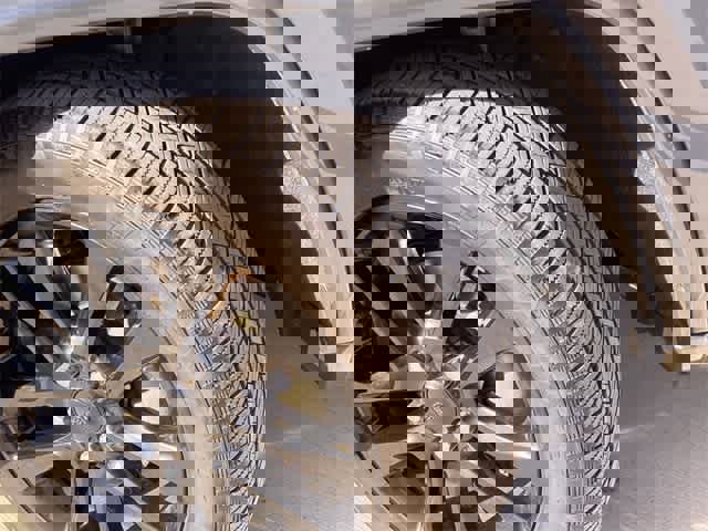 Used 2018 Jeep Grand Cherokee Altitude image 23