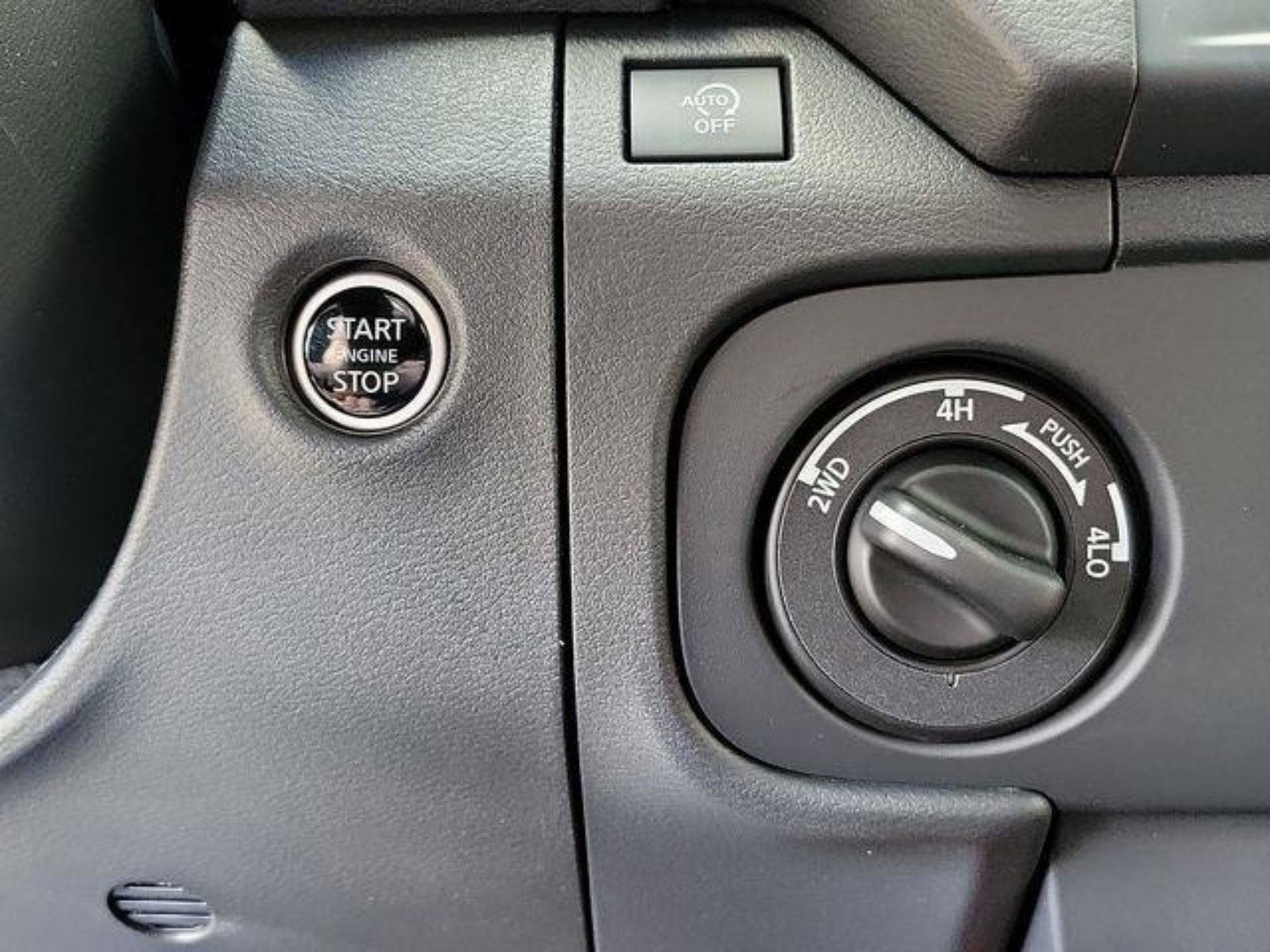 New 2025 Nissan Frontier PRO-4X image 15