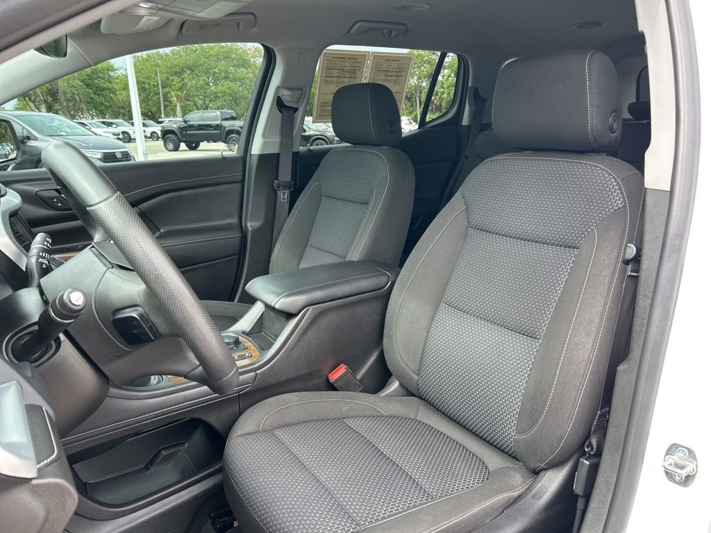 Used 2023 GMC Acadia SLE w/ Driver Convenience Package image 22