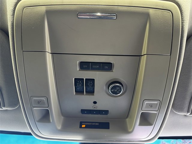 Used 2016 GMC Yukon XL SLT w/ Open Road Package image 42