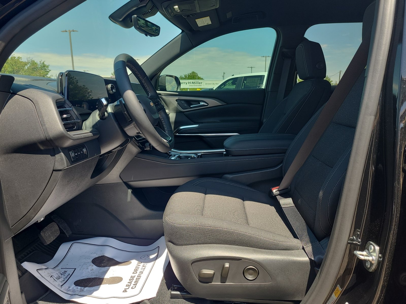 Used 2026 Chevrolet Traverse LT w/ Driver Confidence Package AWD/4WD image 12