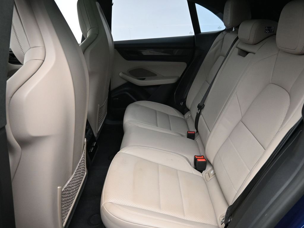 Certified 2024 Porsche Macan Turbo Electric image 10
