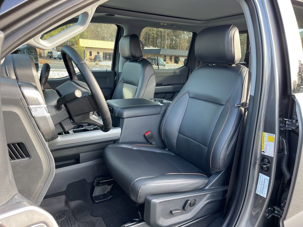 Used 2026 Ford F250 Lariat w/ Tremor Off-Road Package image 19