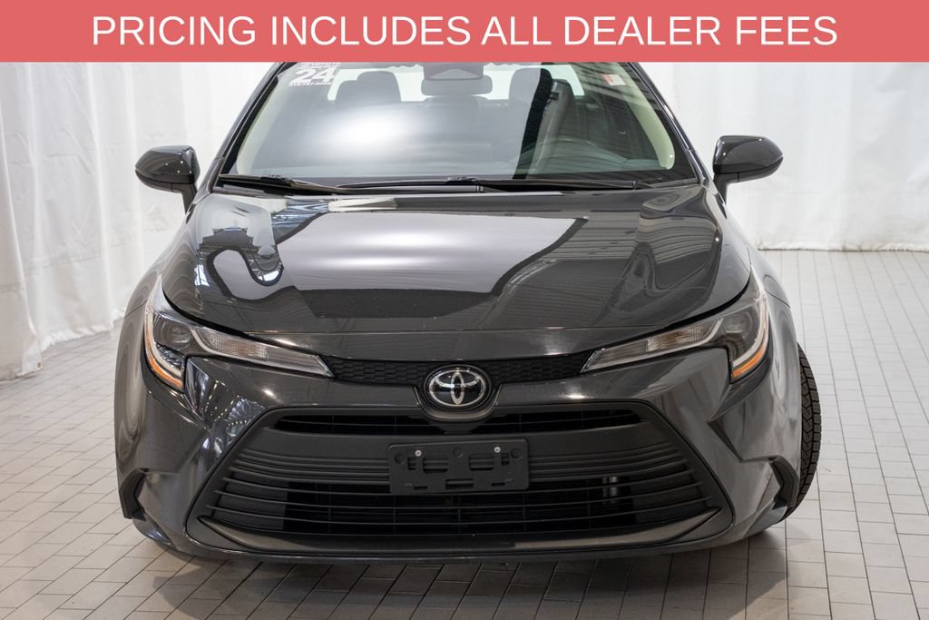 Certified 2024 Toyota Corolla LE FWD image 2