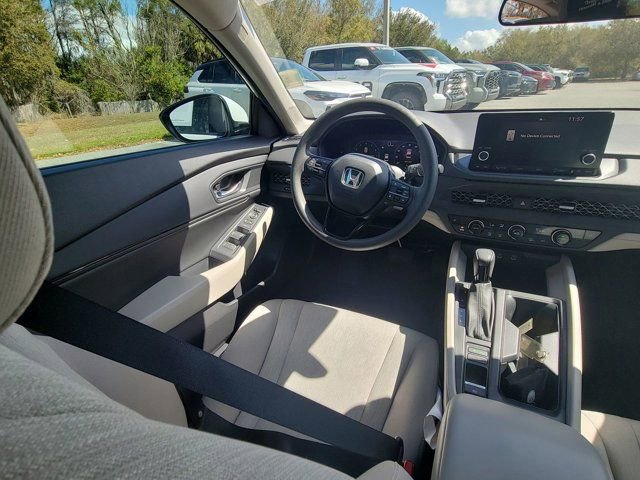 Used 2023 Honda Accord EX image 7