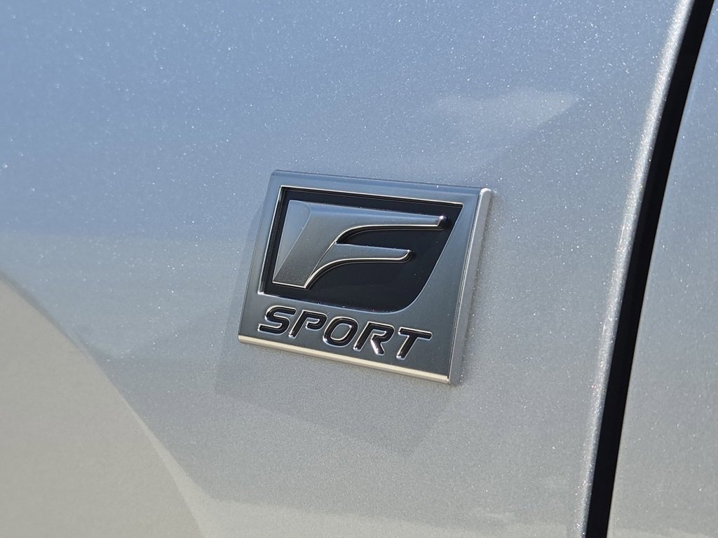 New 2025 Lexus TX 500h AWD image 25