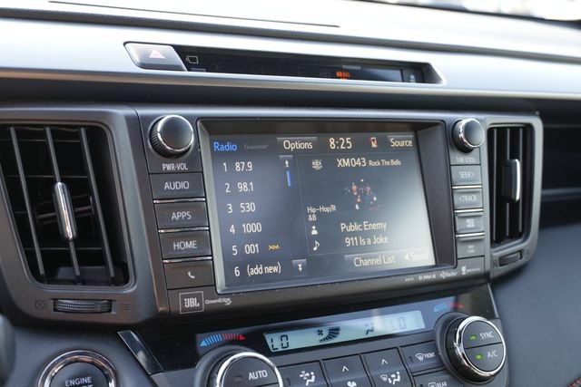 Used 2016 Toyota RAV4 SE w/ Advanced Technology Package AWD/4WD image 31