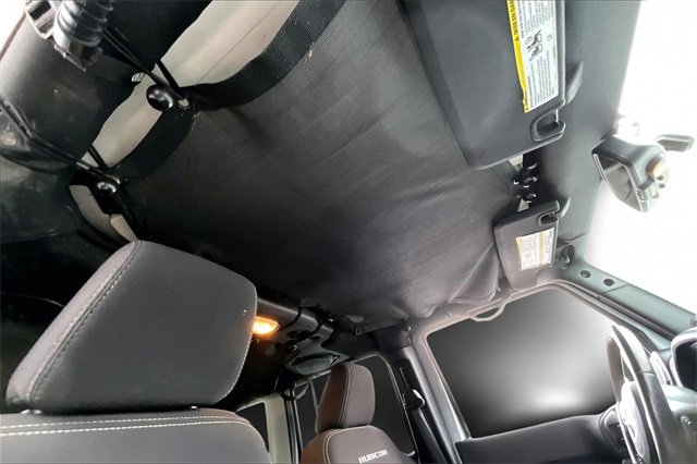 Used 2014 Jeep Wrangler Unlimited Rubicon w/ Dual Top Group image 23