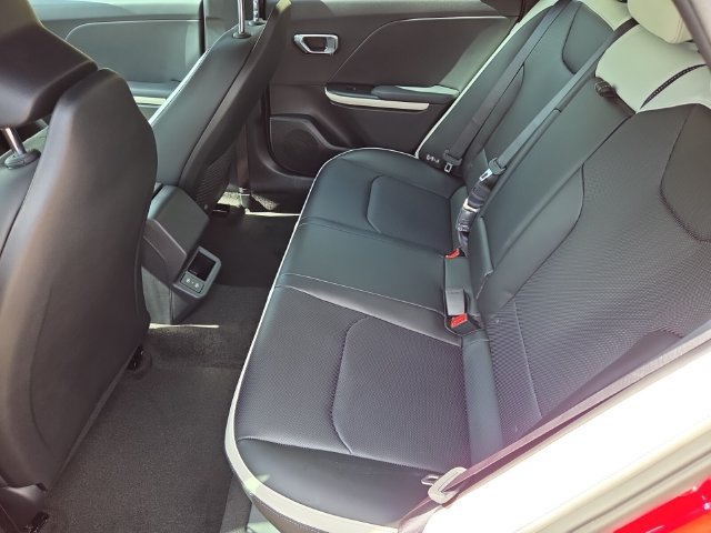 New 2026 Kia K4 GT-Line FWD image 6