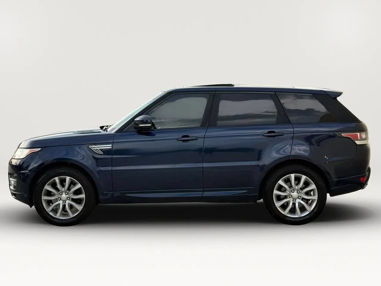 Used 2015 Land Rover Range Rover Sport HSE AWD/4WD image 4