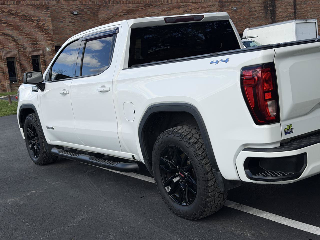 Used 2019 GMC Sierra 1500 Elevation w/ Elevation Value Package AWD/4WD image 38