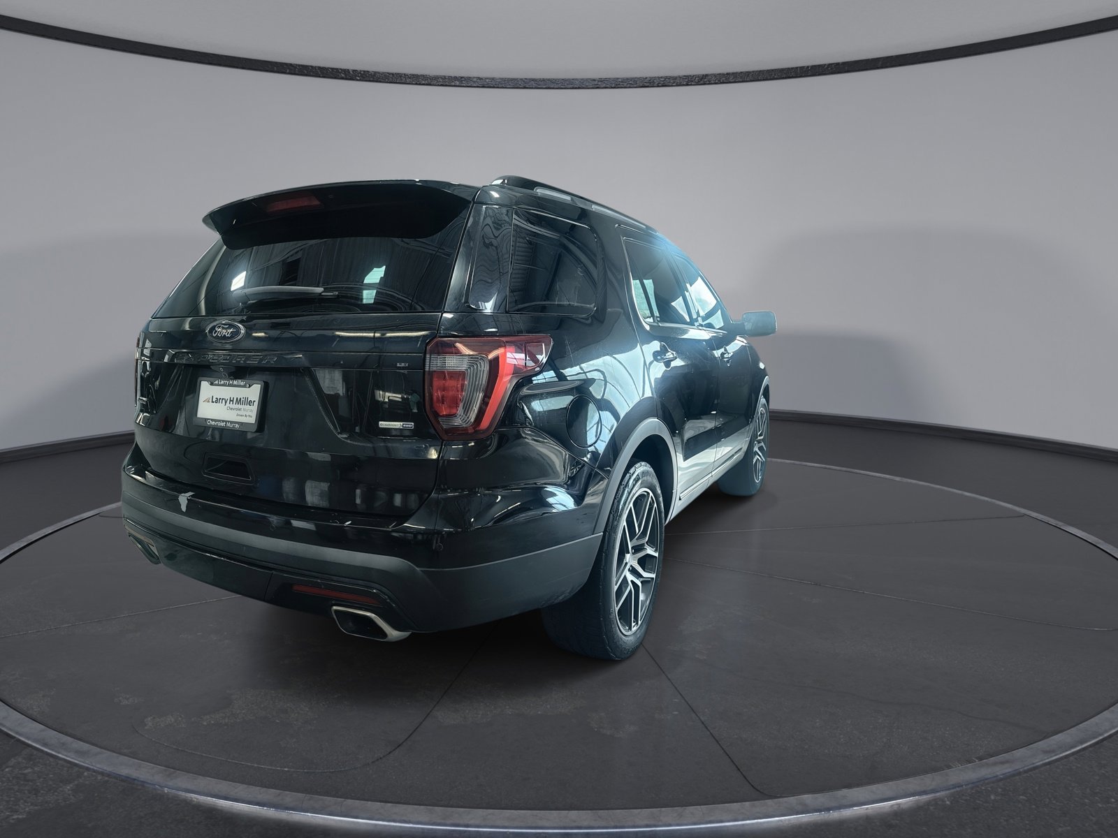 Used 2017 Ford Explorer Sport AWD/4WD image 7