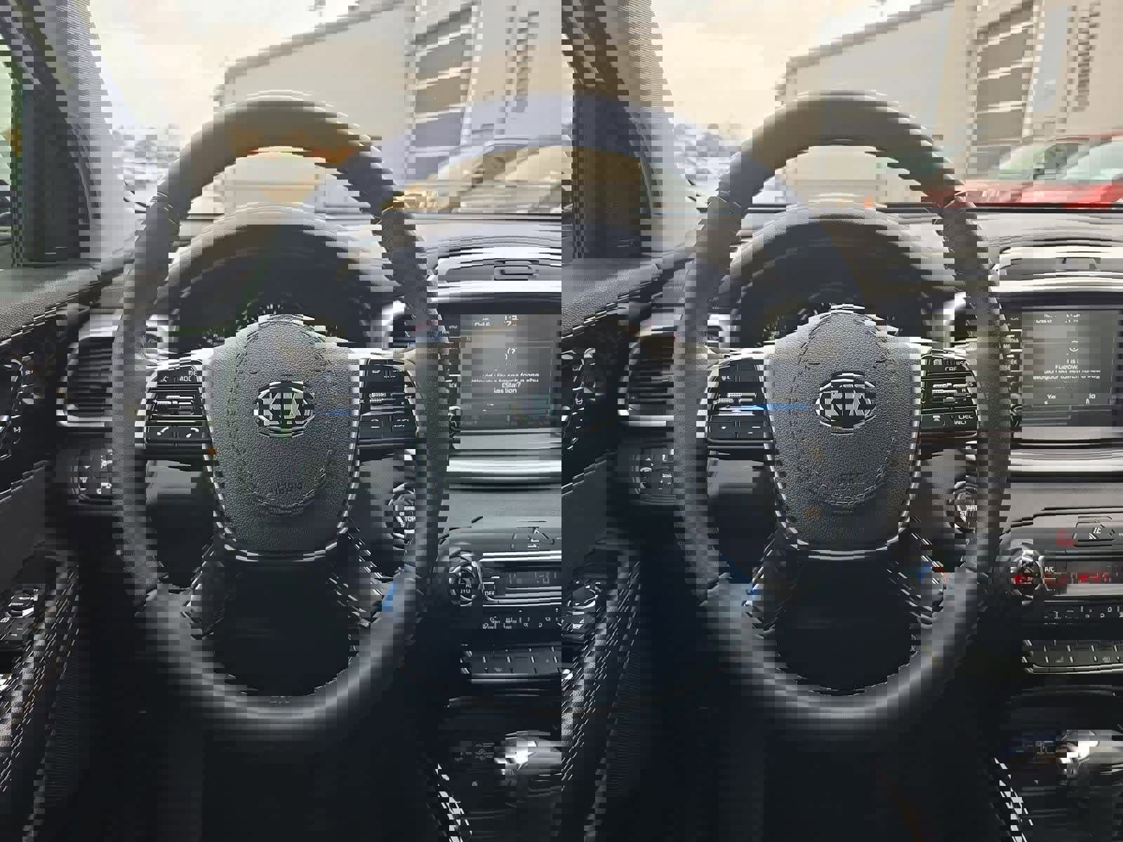 Used 2019 Kia Sorento SX image 24