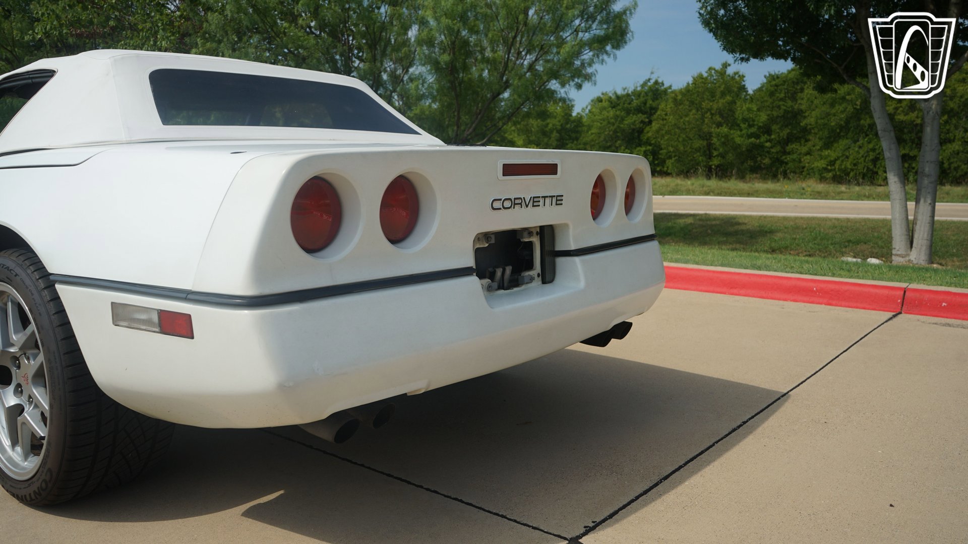 Used 1989 Chevrolet Corvette Convertible image 29