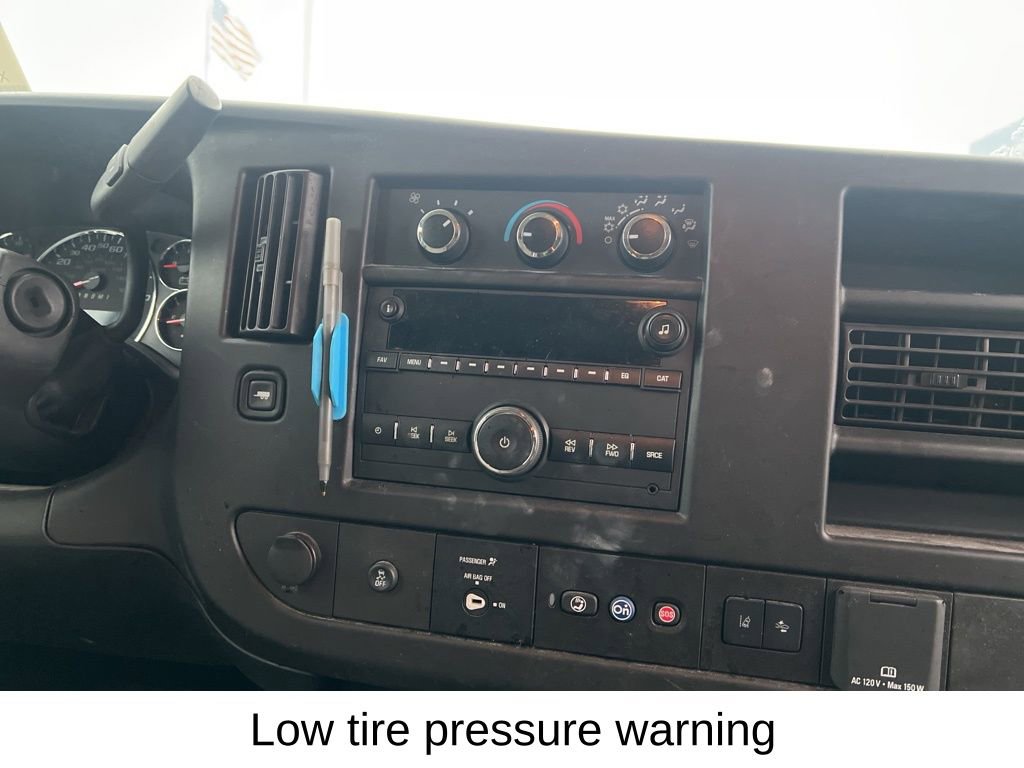 Used 2019 Chevrolet Express 3500 LT w/ LT Preferred Equipment Group RWD image 20