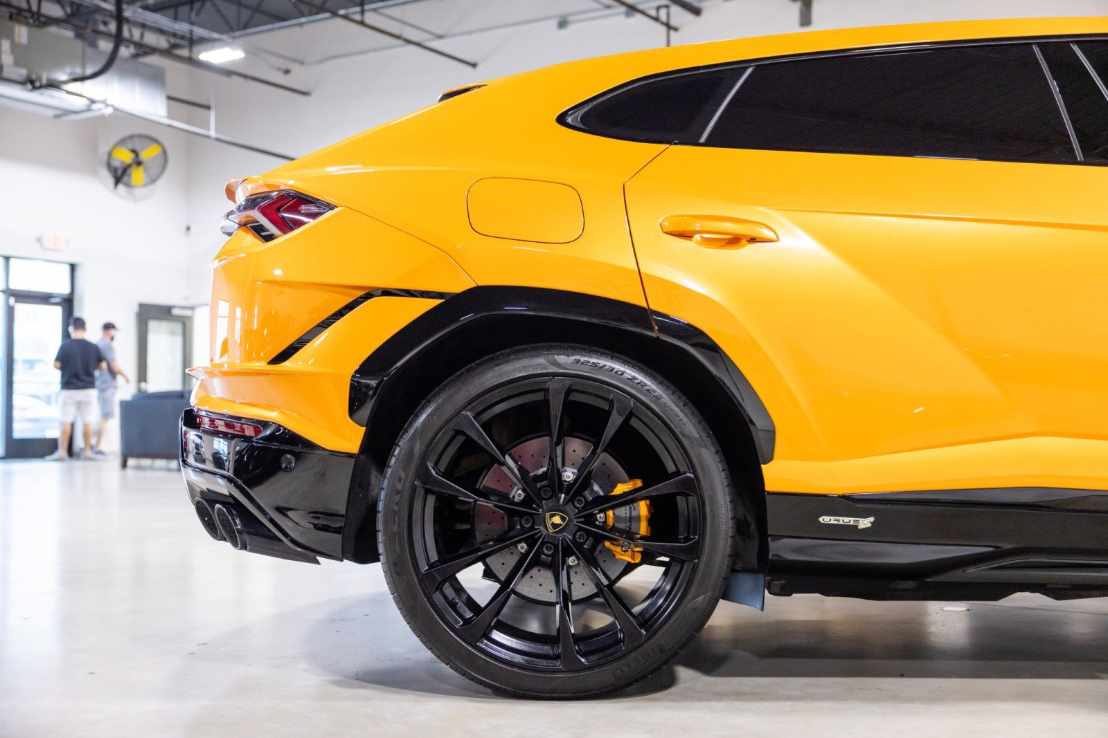 Used 2024 Lamborghini Urus S AWD/4WD image 26