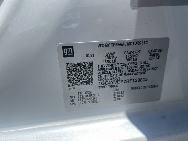 Used 2024 Chevrolet Silverado 3500 High Country AWD/4WD image 2