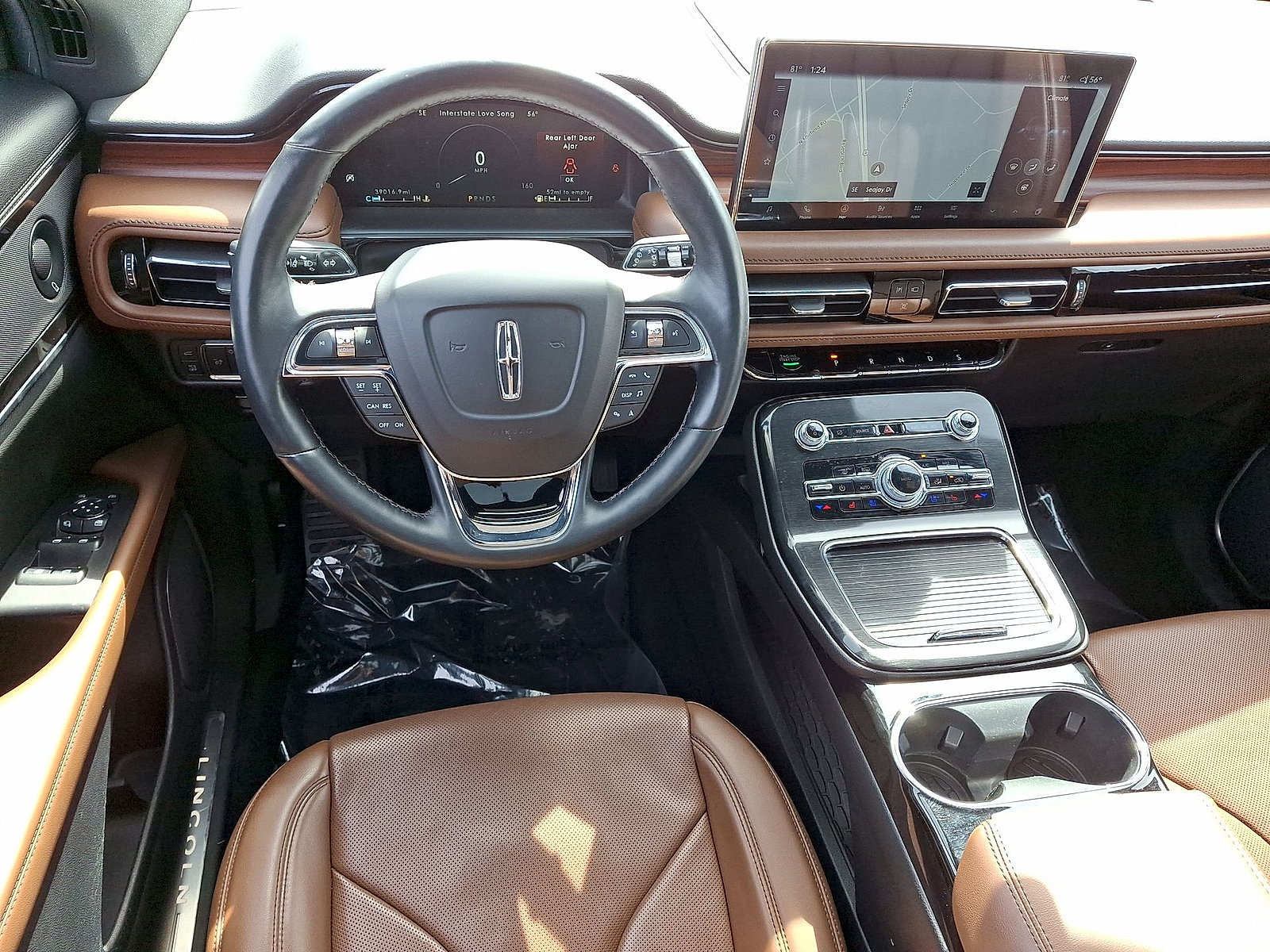 Used 2022 Lincoln Nautilus Reserve w/ Luxury Package AWD/4WD image 21