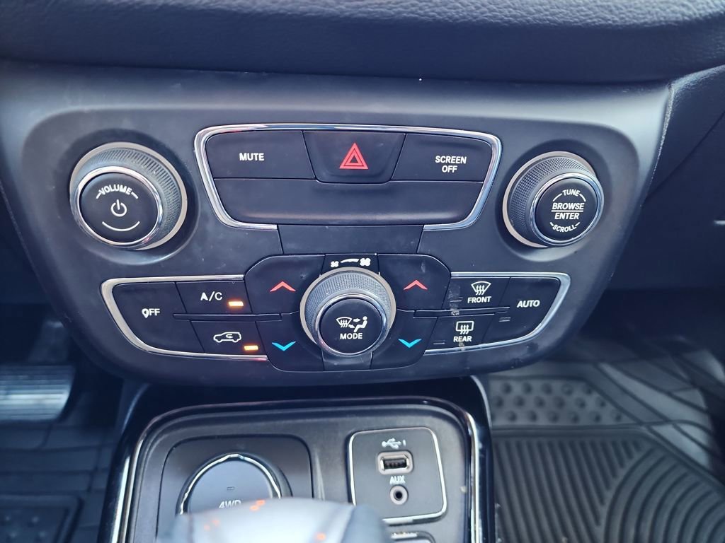 Used 2019 Jeep Compass Altitude image 28