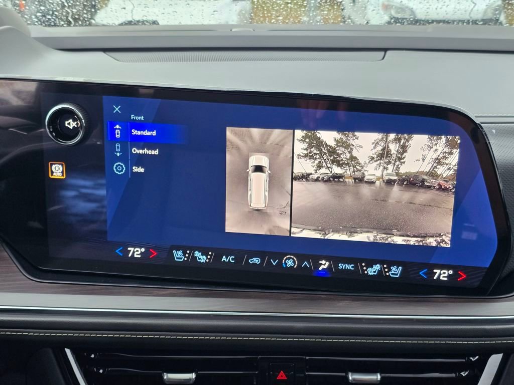 New 2026 Chevrolet Suburban Premier image 20