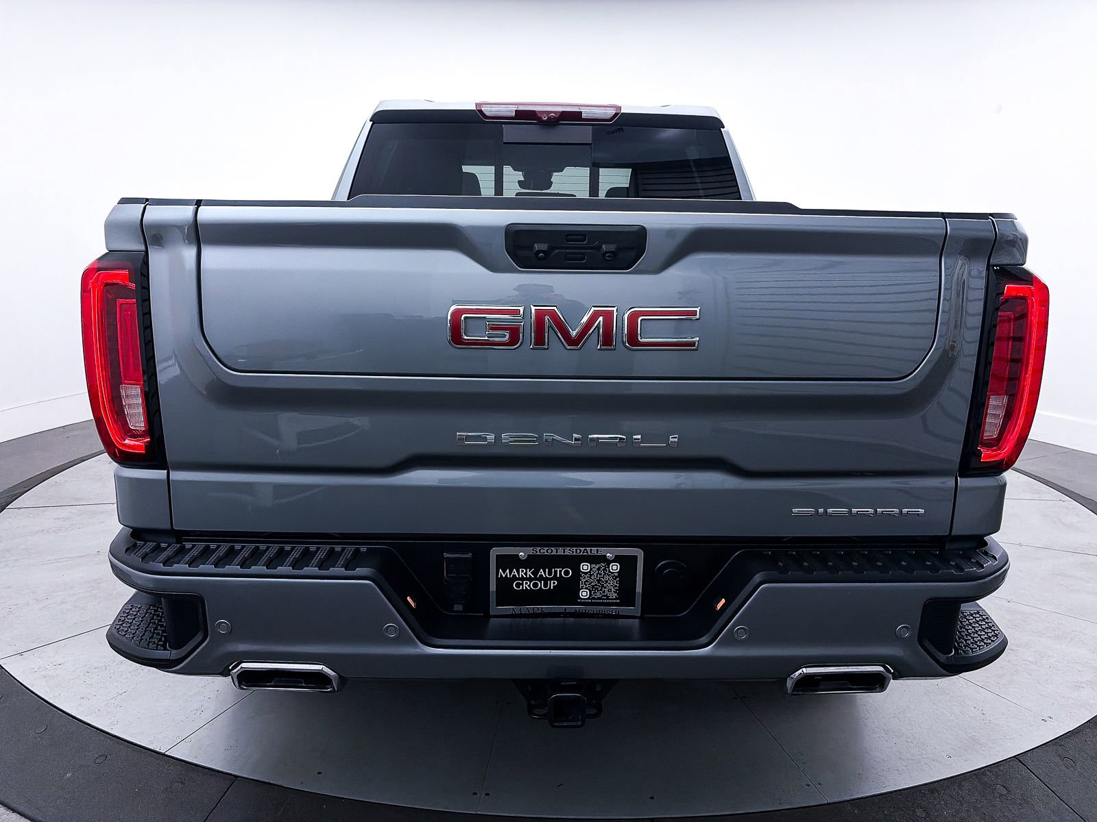 Used 2024 GMC Sierra 1500 Denali w/ Denali Reserve Package image 17