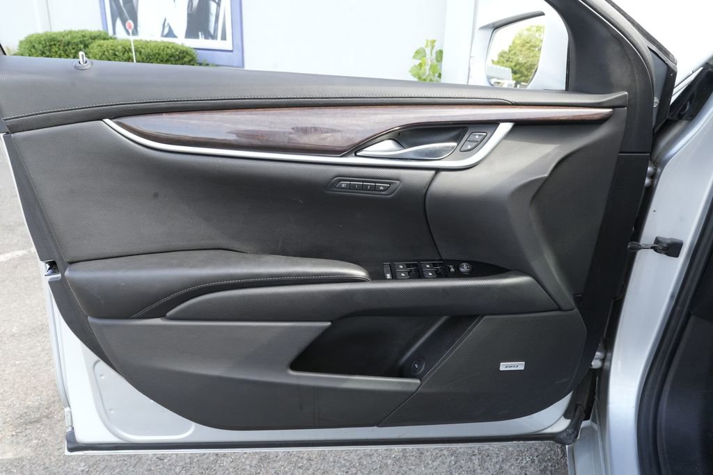 Used 2014 Cadillac XTS Premium AWD/4WD image 18