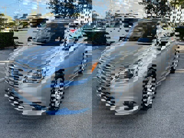 Used 2017 Subaru Legacy 2.5i Premium image 3